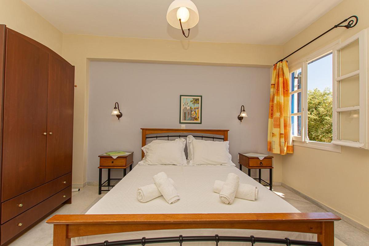 Maroussa Studios Agia Anna  외부 사진