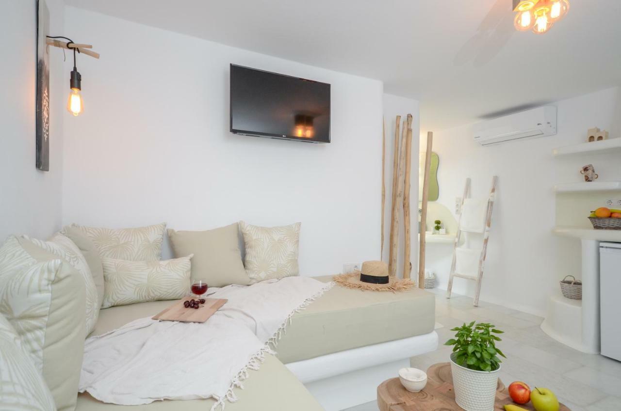 Maroussa Studios Agia Anna  외부 사진